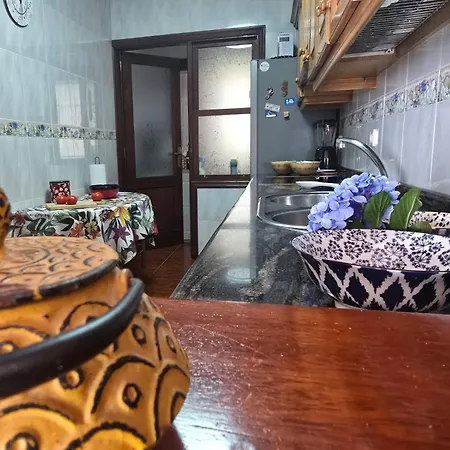 Quarto em Acomodações Particulares Lourdes 1 Casa Compartida Solo Con La Anfitriona Breña Baja