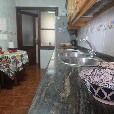 Kwatera prywatna Lourdes 1 Casa Compartida Solo Con La Anfitriona Breña Baja